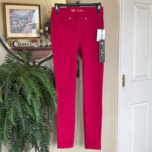 Brand New DG2 by Diane Gilman Virtual Stretch Denim Pull-On Skinny Jeggings Pink